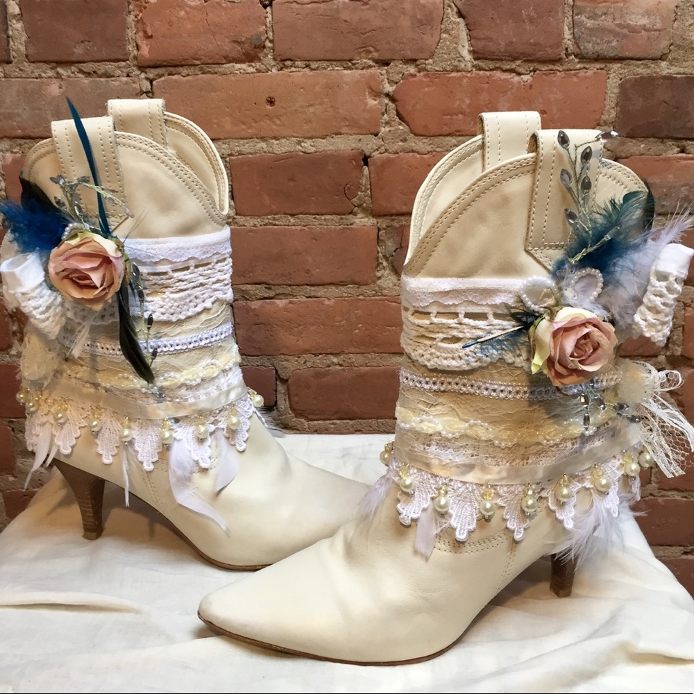 VINTAGE ALTERED White Leather Cowgirl Boots